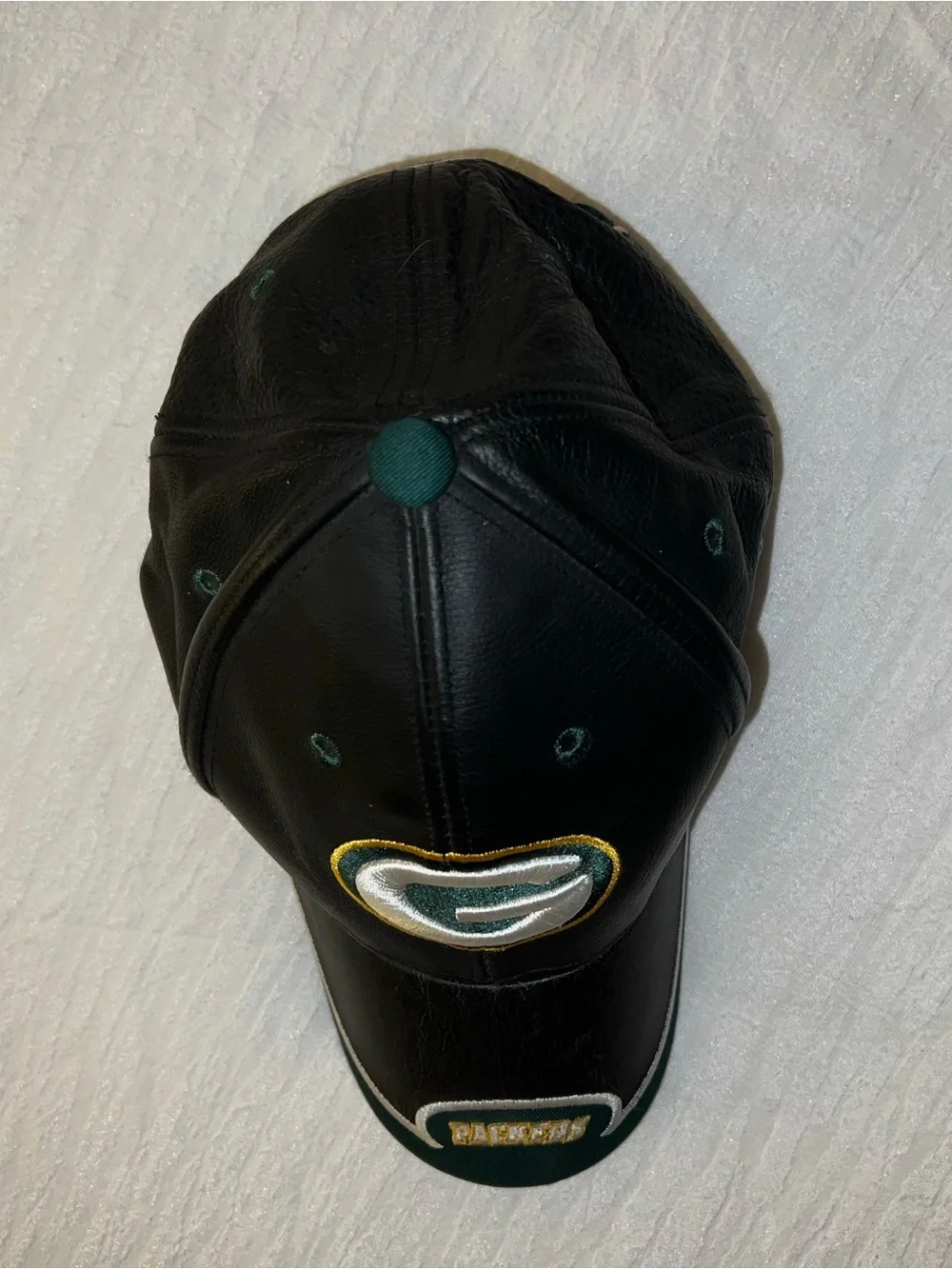 Vintage Y2K Green Bay Packers 100% Leather Reebok NFL Adjustable Hat Cap (Black)